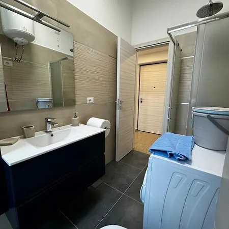 Kibilu - Via Serlio Porta Romana - Mm Brenta Milan Exterior photo