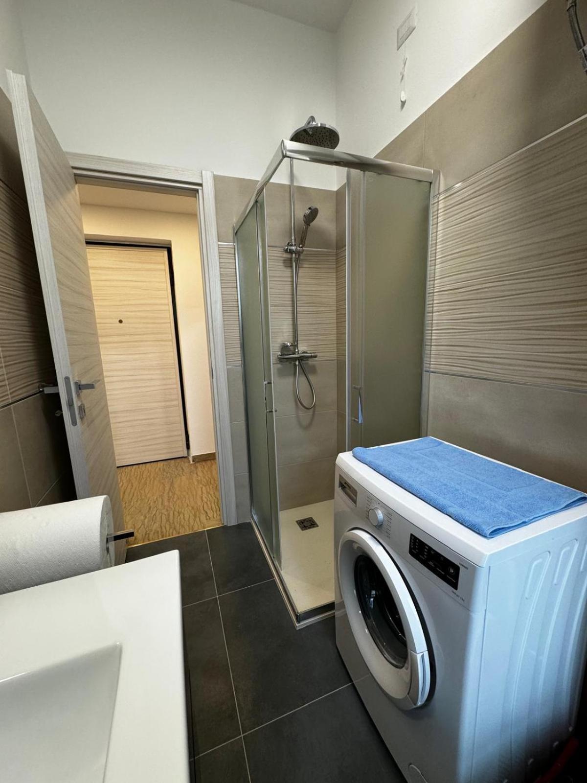 Appartamento Kibilu - Via Serlio Porta Romana - Mm Brenta *